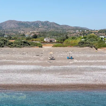 Serenity House- Beachfront With Pool * גנאדי