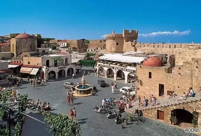 فيلة Serenity House- Beachfront With Pool *