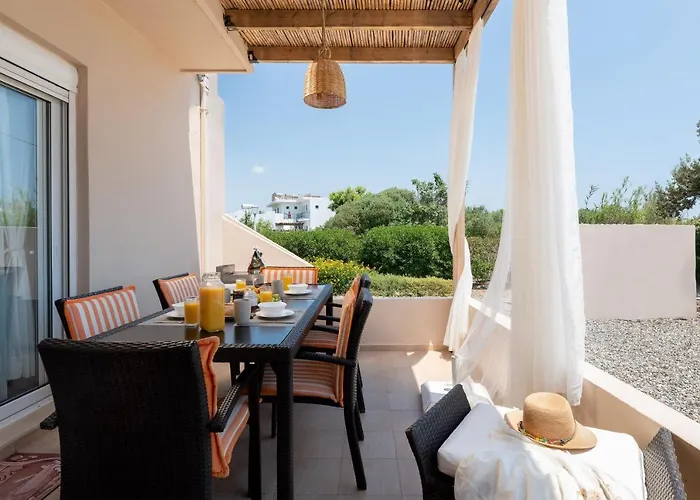 Serenity House- Beachfront With Pool Villa *