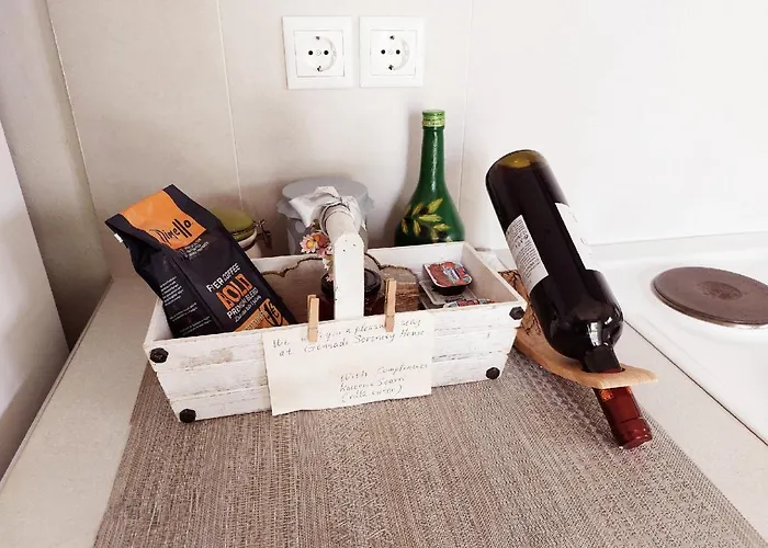 Serenity House- Beachfront With Pool *