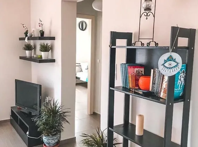 Serenity House- Beachfront With Pool Gennadi