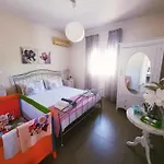 Serenity House- Beachfront With Pool 빌라 겐나디