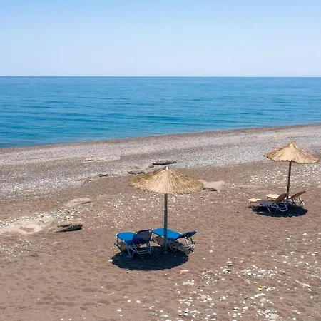 Serenity House- Beachfront With Pool Vila Gennadi