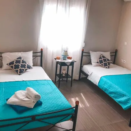 Serenity House- Beachfront With Pool Vila *